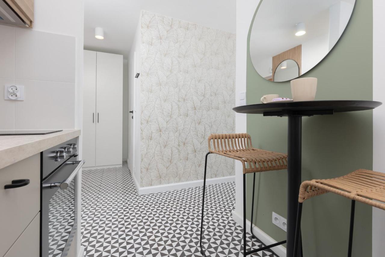 Business Wola Plocka By Renters Apartment Warsaw