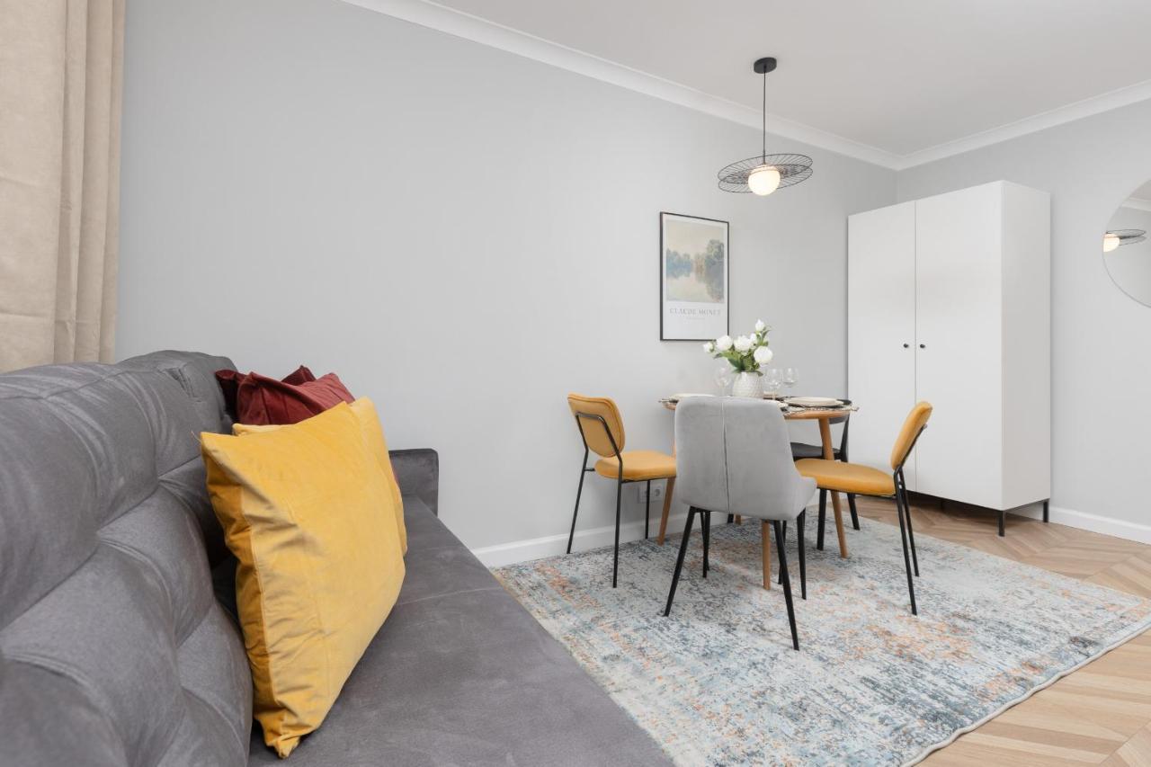 Apartment Business Wola Plocka By Renters