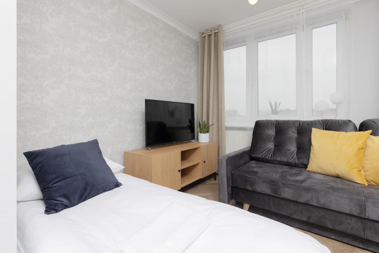 Business Wola Plocka By Renters *