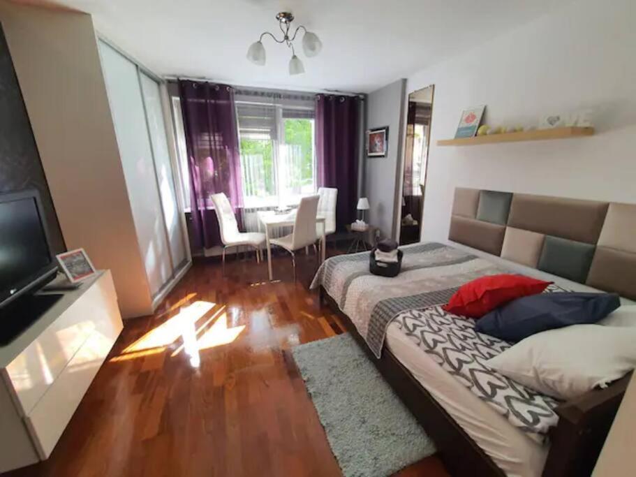 Apartament Centrumtwardastreetcentralstation 10min Wi-fi 1,2gb Sek