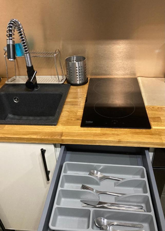 Green Park Downtown Apartment *