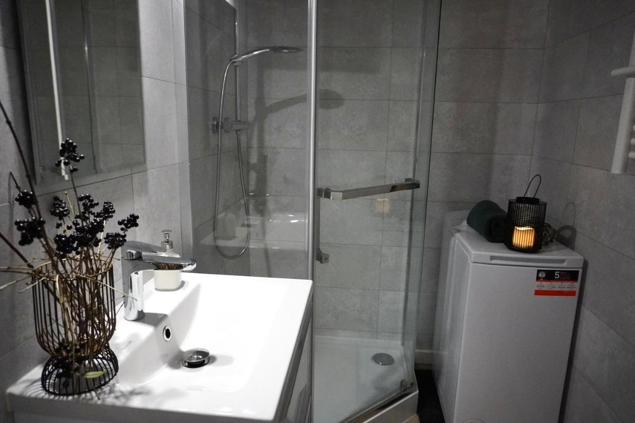 Apartment White Park Batorego Mokotow Centrum Wifi Free Smarttv Warsaw