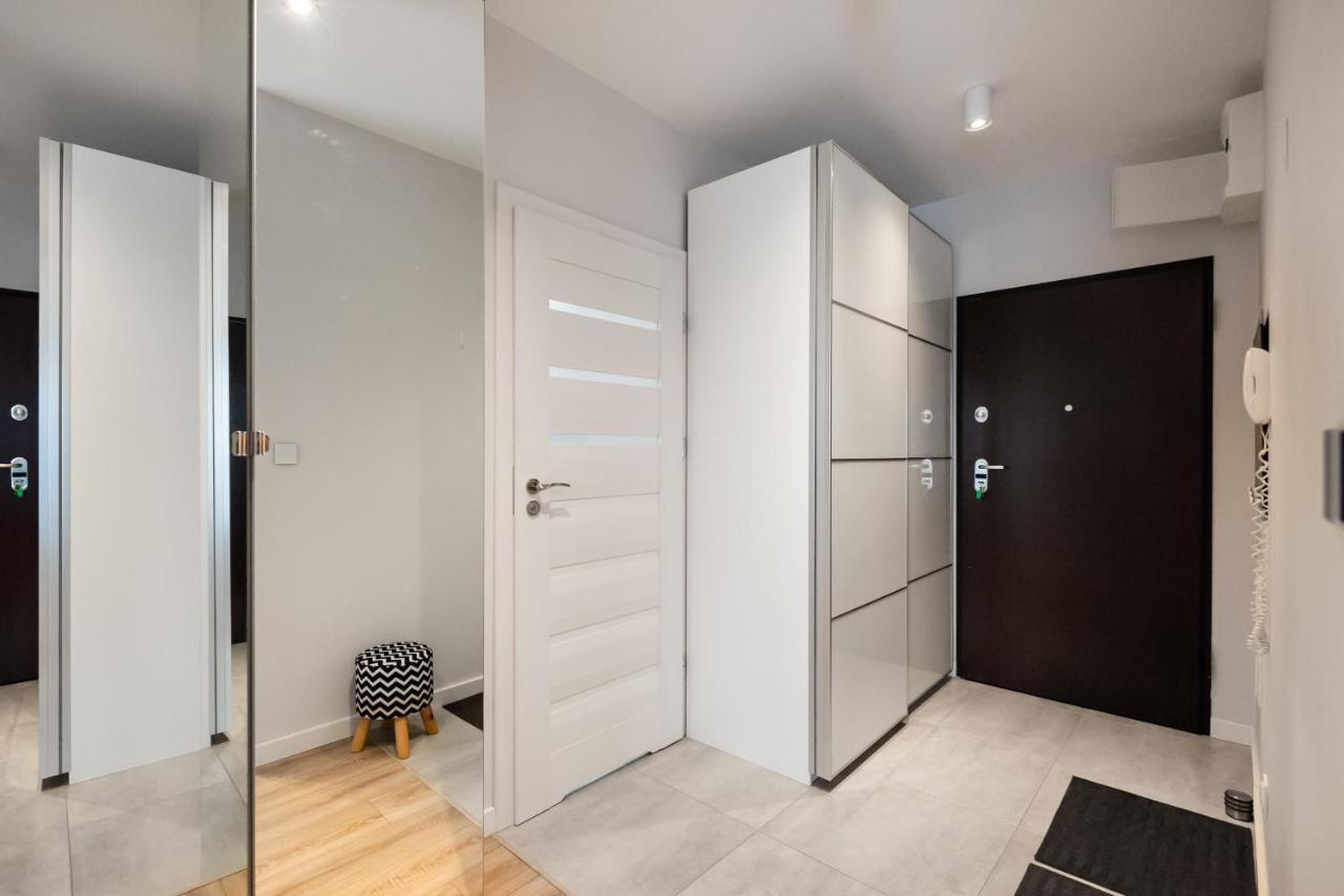Apartment Metro Mlynow Vibrant