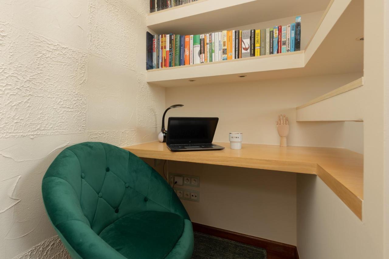 Mokotow Unique & Pet-friendly By Renters Apartment