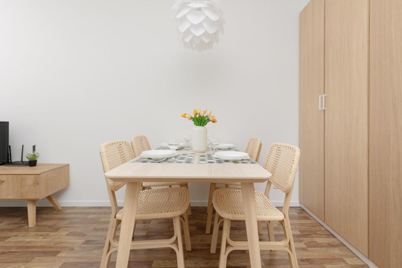 Căn hộ Stacja Wola With Parking By Renters *