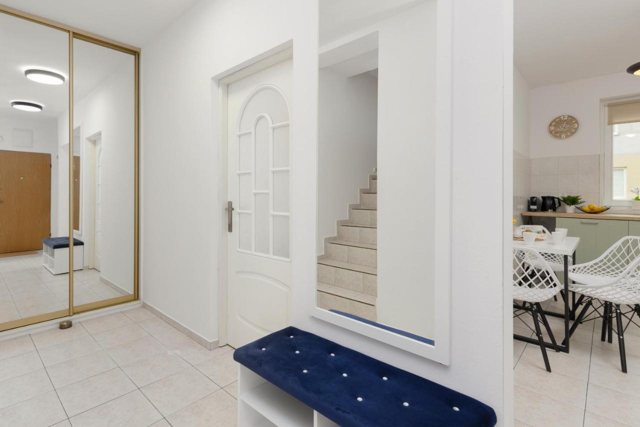 Metro Bemowo Two-storey Pelczynskiego By Renters Căn hộ *