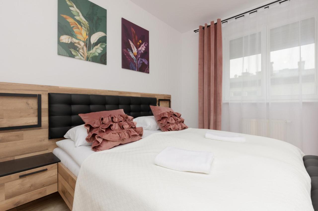 Metro Bemowo Two-storey Pelczynskiego By Renters Căn hộ *