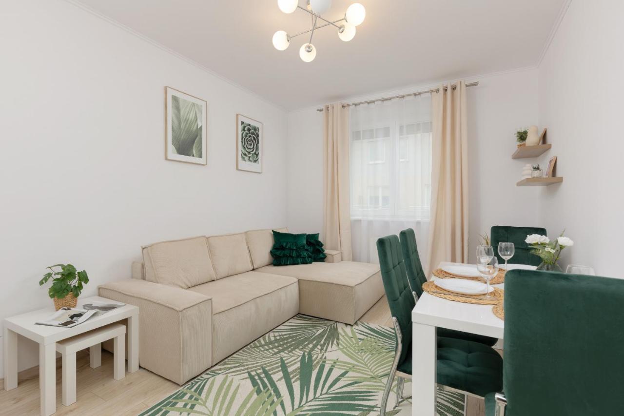 Metro Bemowo Two-storey Pelczynskiego By Renters Warsaw