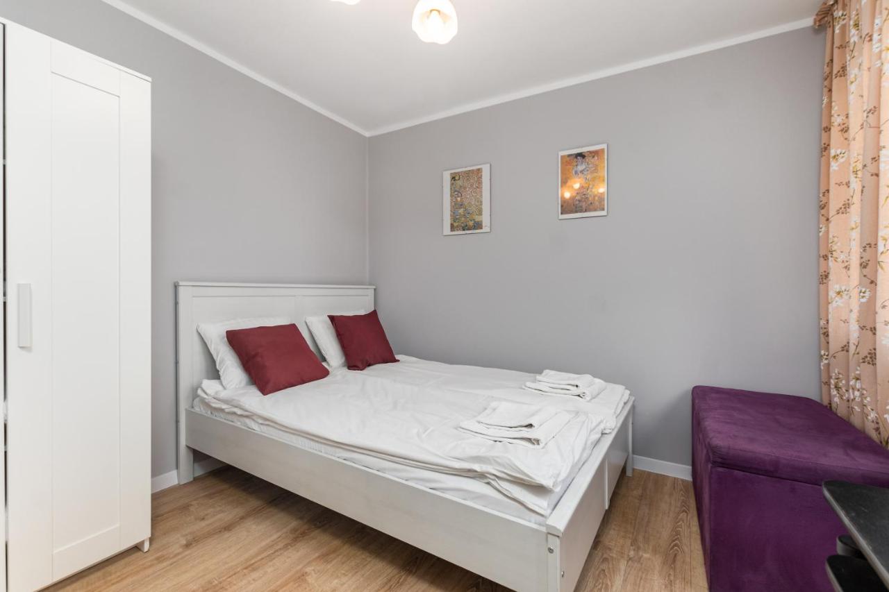 Gornoslaska 9/11 By Homeprime Apartment *