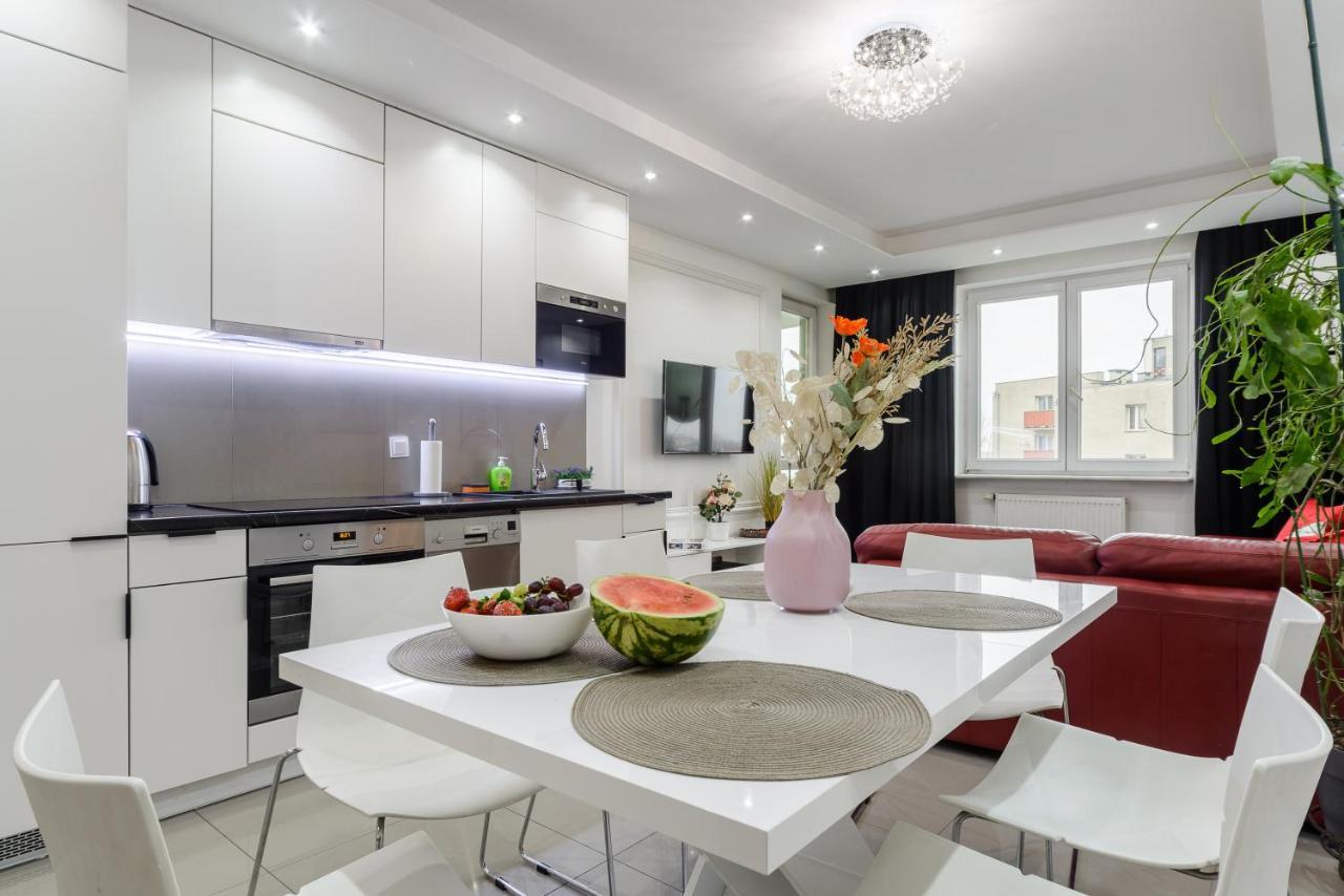 Lumina 3 Bedroom Apart Park Szczesliwicki