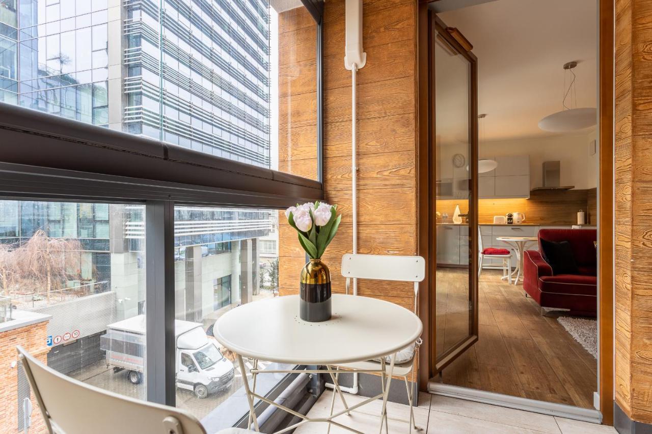 Golden - Big In Luxury Building Near Metro Station-grzybowska 85-5 Apartamento *