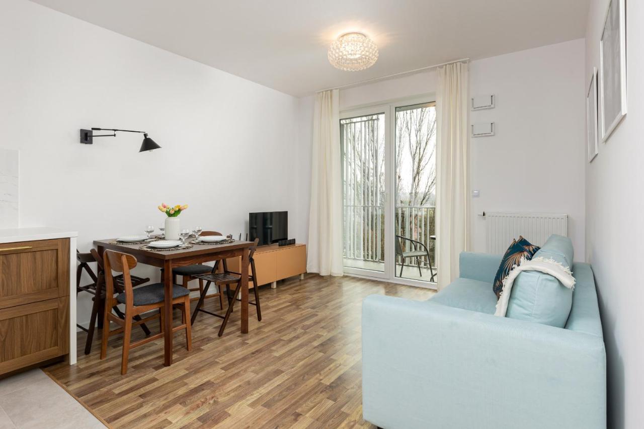 Stacja Wola With Parking By Renters * Warsaw