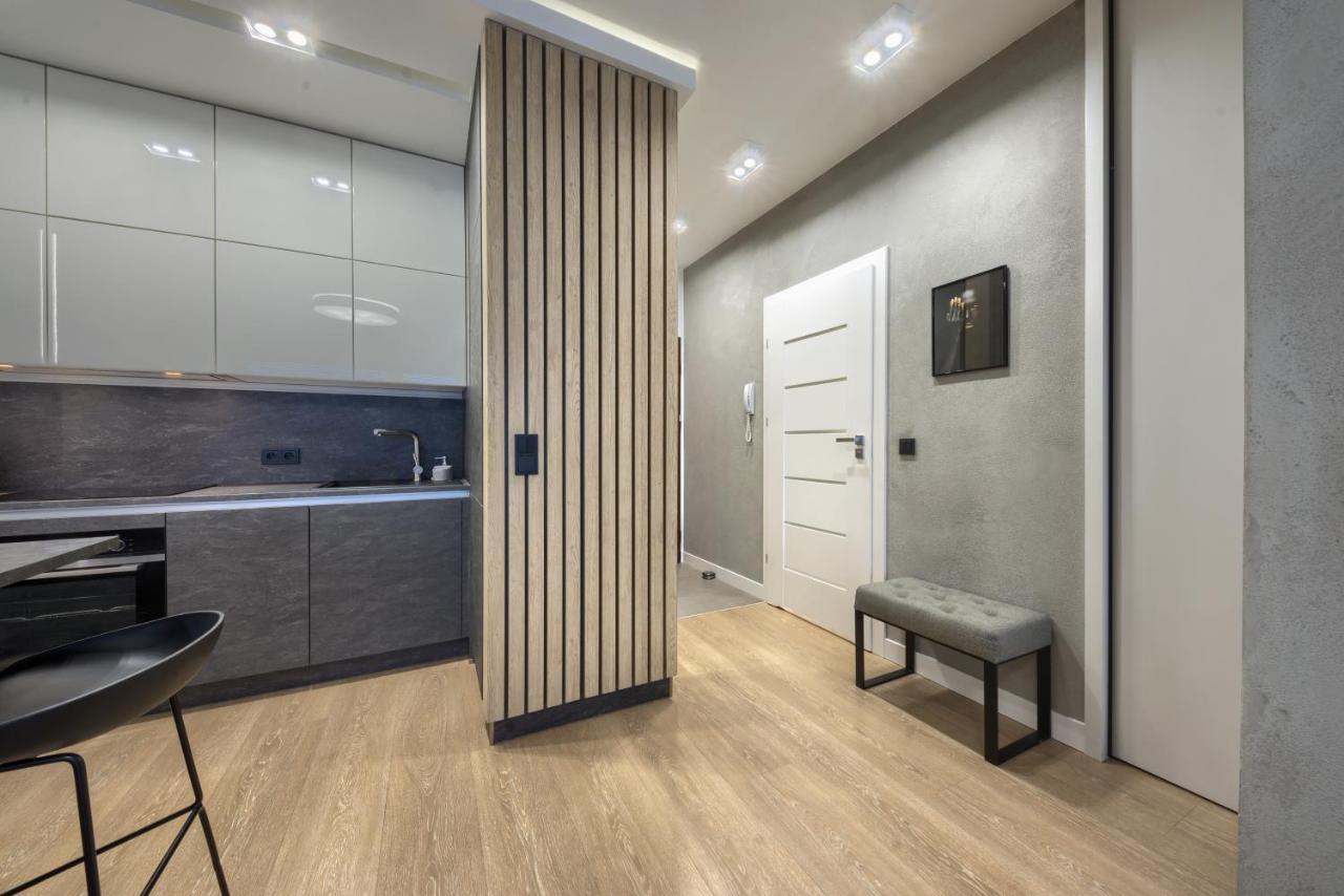 Wola Luxury Apartamento *