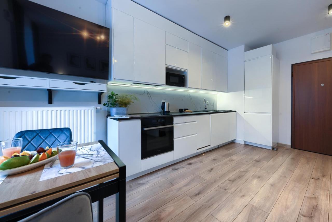 Wola Luxury Apartamento *