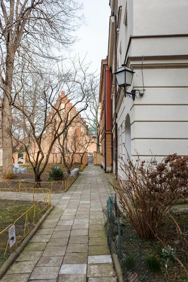 Quiet Koscielna Old Town Warsaw