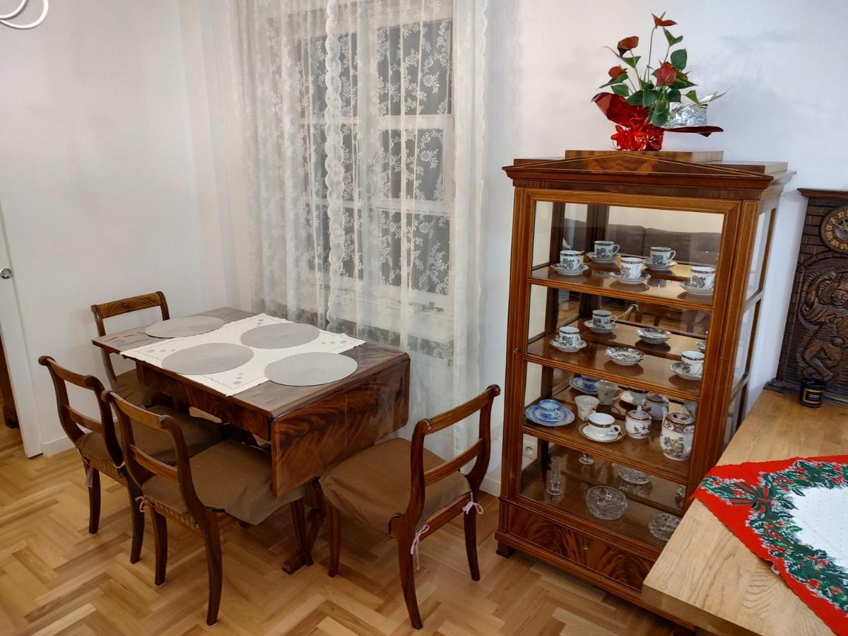 Apartment Apartament Przy Starym Miescie Warschau