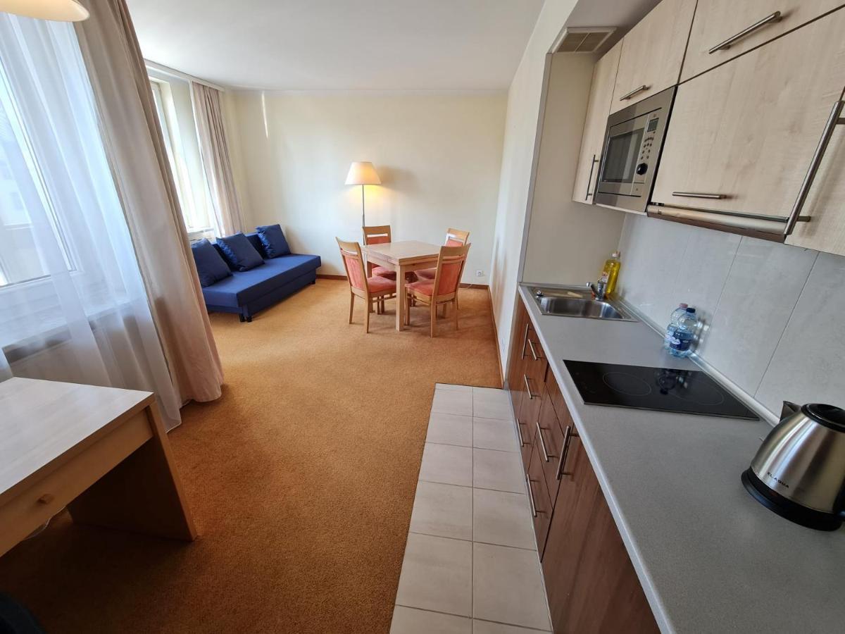 10q - Z6 804 Apartment Warsaw
