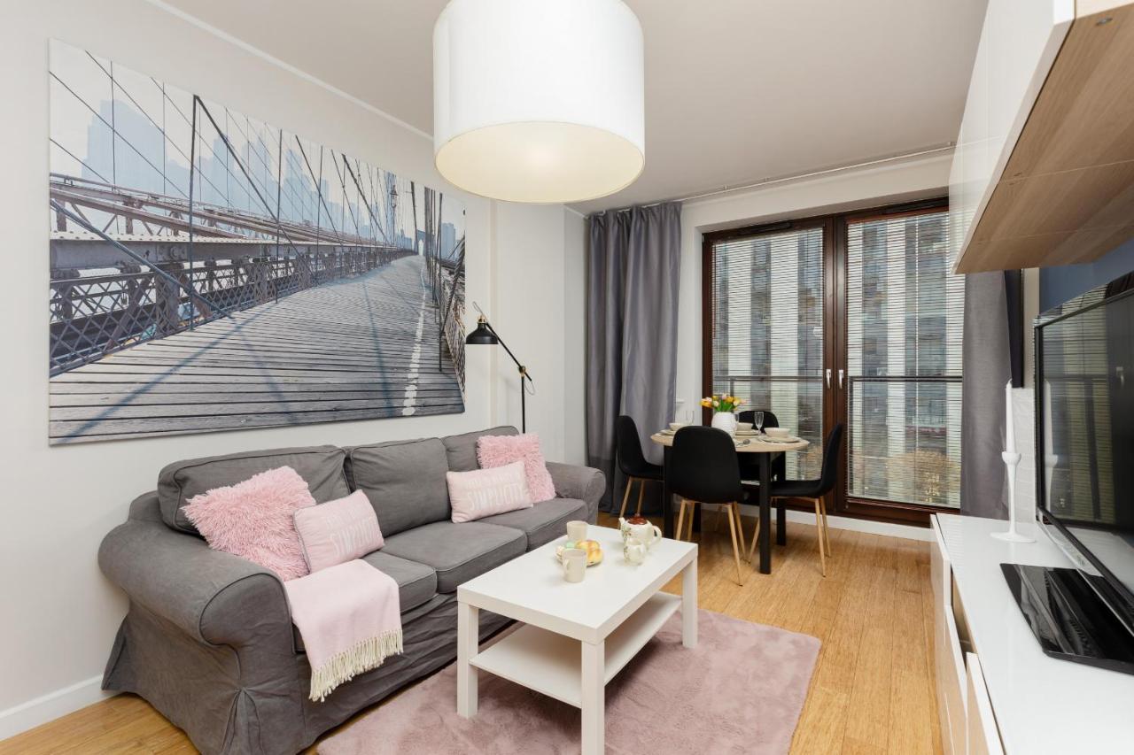 Siedmiogrodzka With Balcony & Parking Wola By Renters *