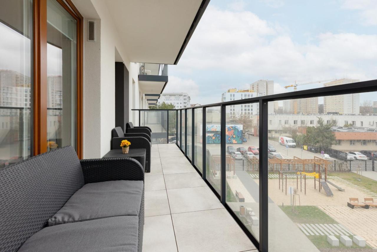 Apartment Turquoise Near The Royal Lazienki By Renters