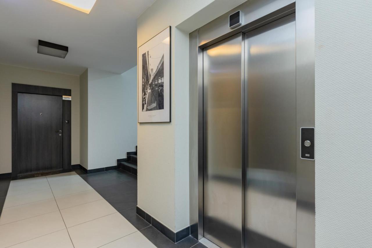 Siedmiogrodzka With Balcony & Parking Wola By Renters Apartment Warsaw