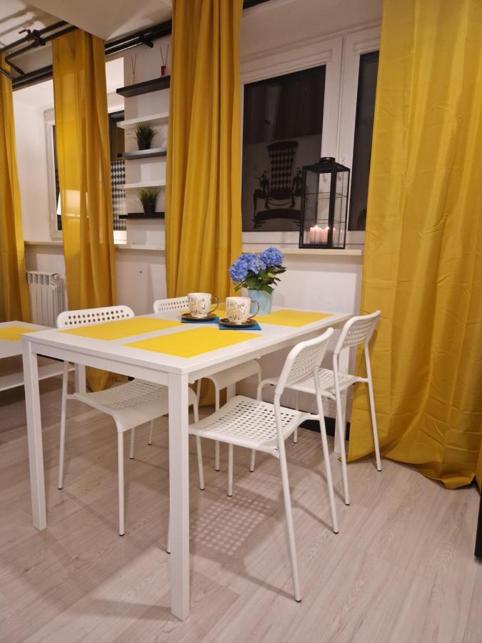 Căn hộ Trzech Krzyzy Konopnickiej 3 *