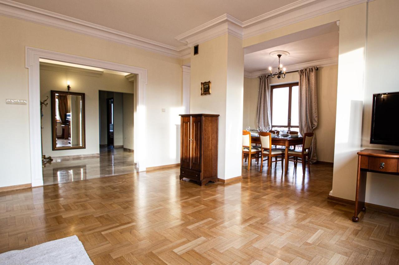 Apartament Ursynow Lavish *
