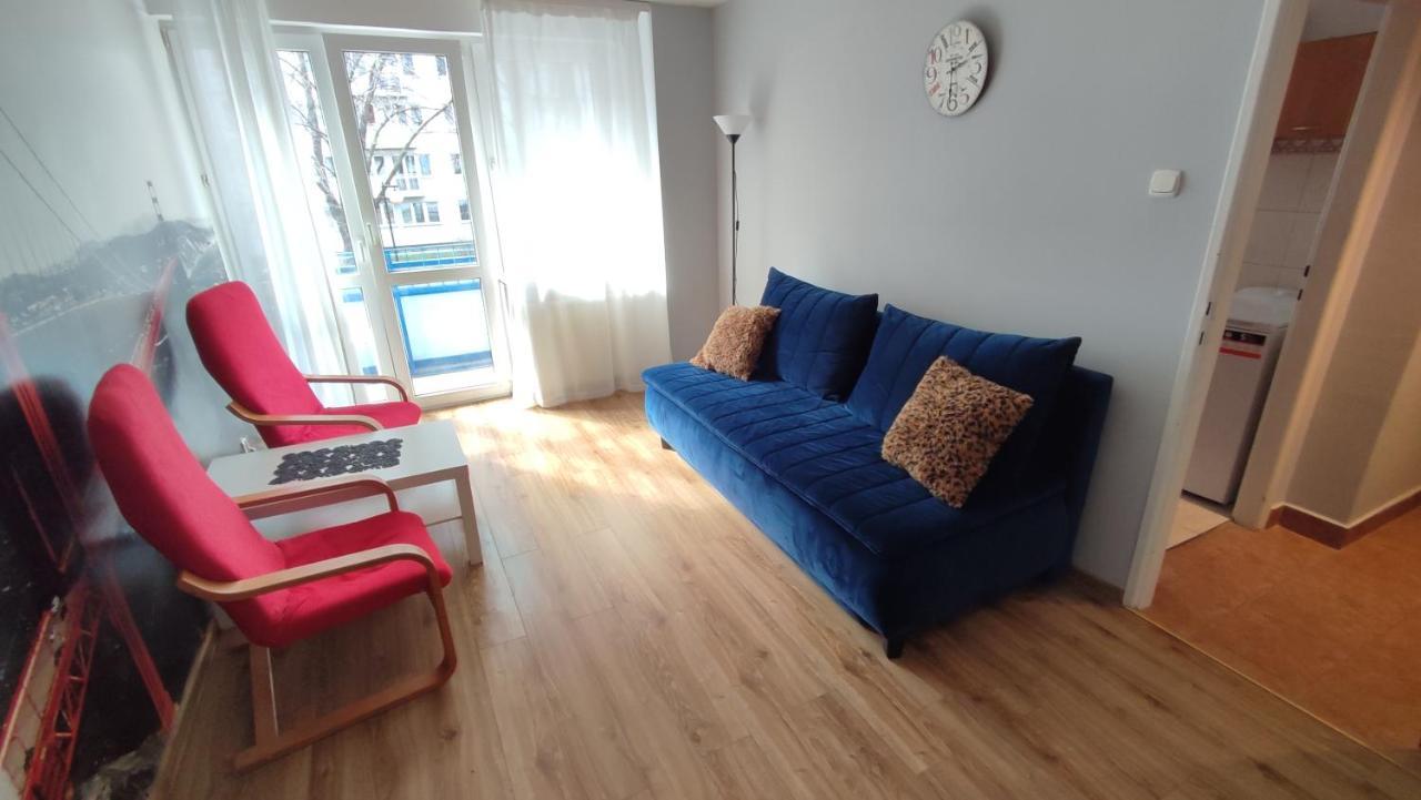 Centrum - Metro Rondo Onz Apartment Warsaw