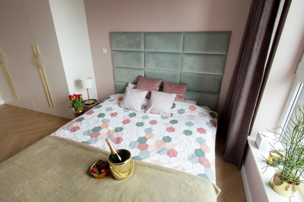 Nowy Przy Placu Szembeka Apartment Warsaw