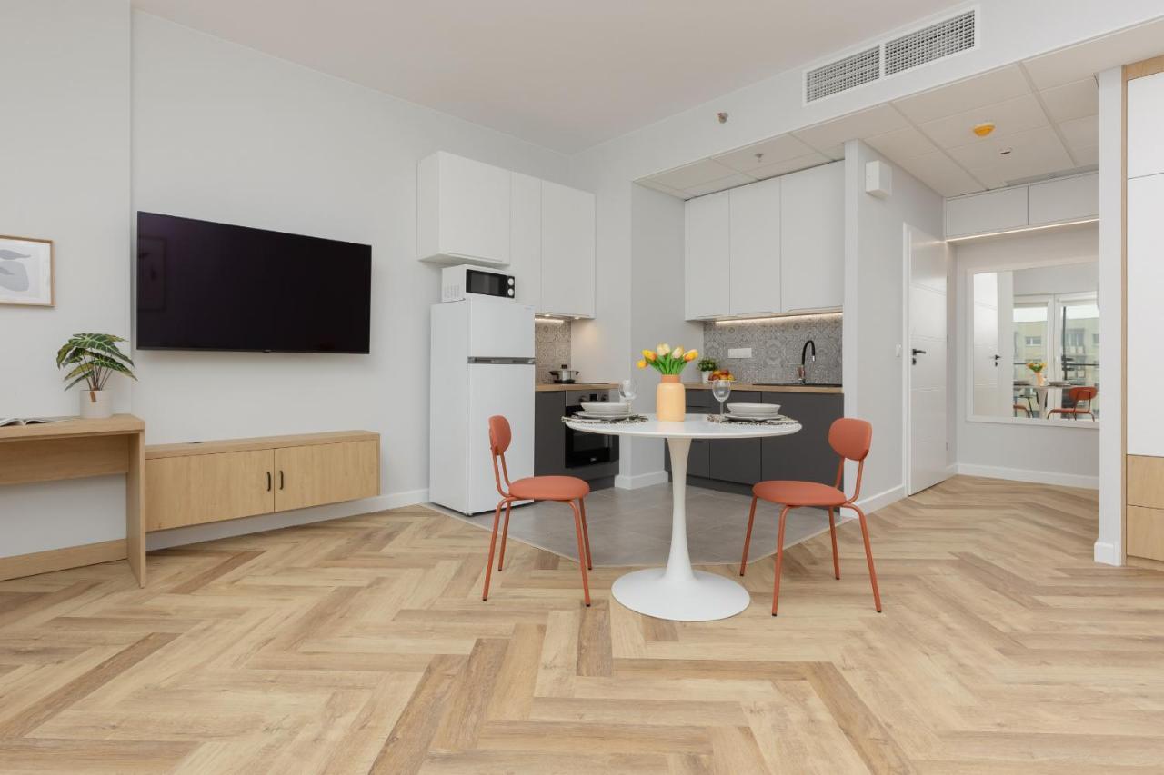 Business Kasprzaka With Parking By Renters Aparthotel Warschau