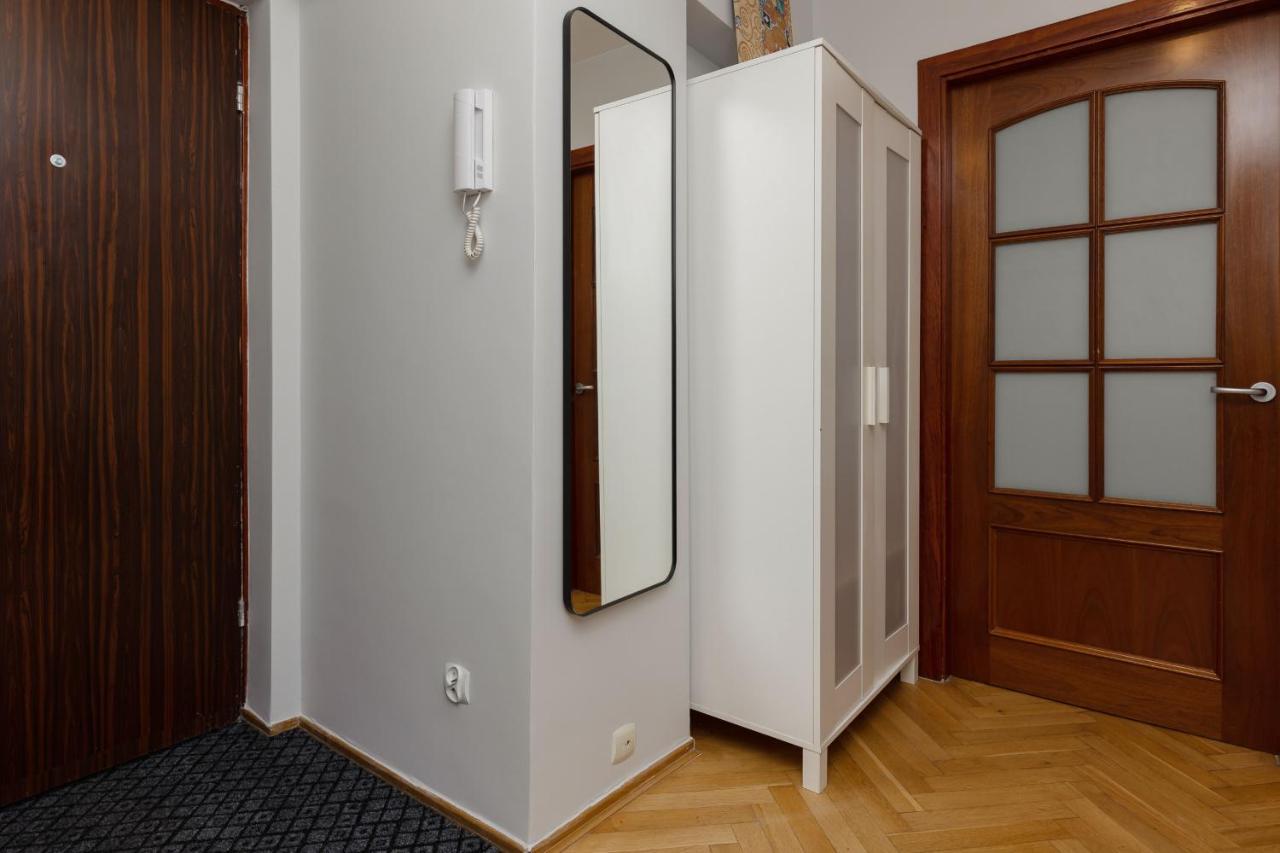 Old Town By Renters * Warszawa