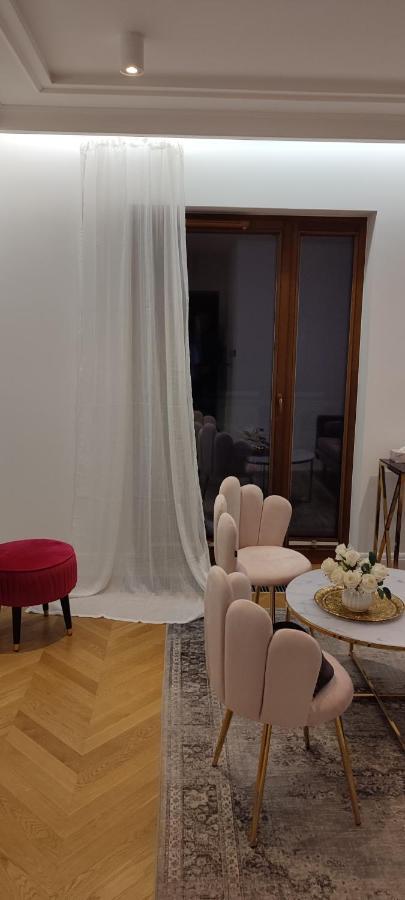 Studio Pawia Center