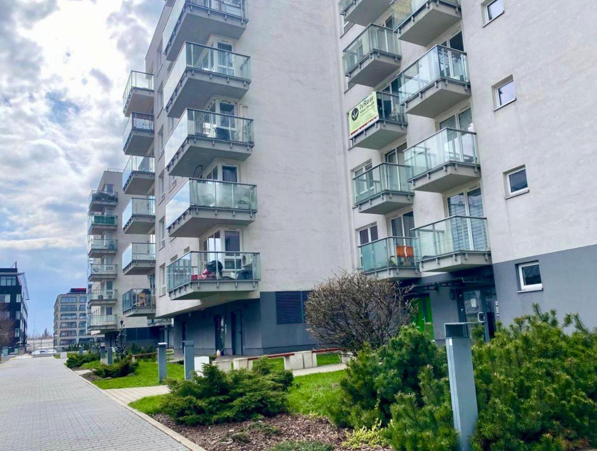 K22 Postepu 10 Aparts * Warsaw