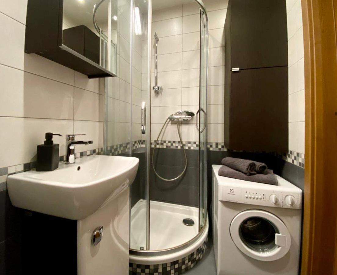 K22 Postepu 10 Aparts Apartment Warsaw