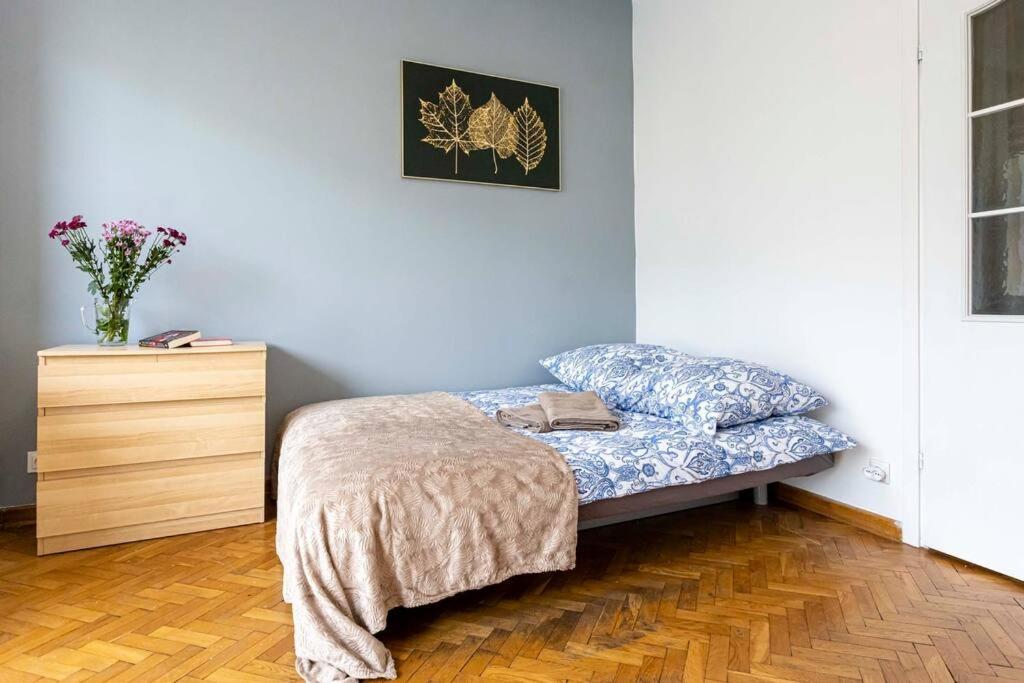Krucza 17, Centrum Apartment *