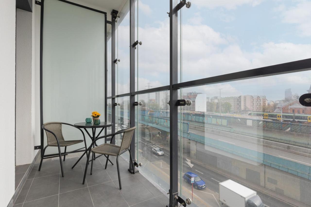 Aparthotel Business Kasprzaka With Parking By Renters Warschau