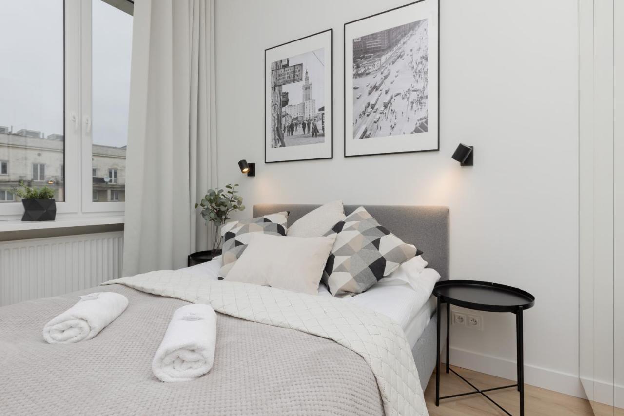 Spacious With Panoramic View Of By Renters *