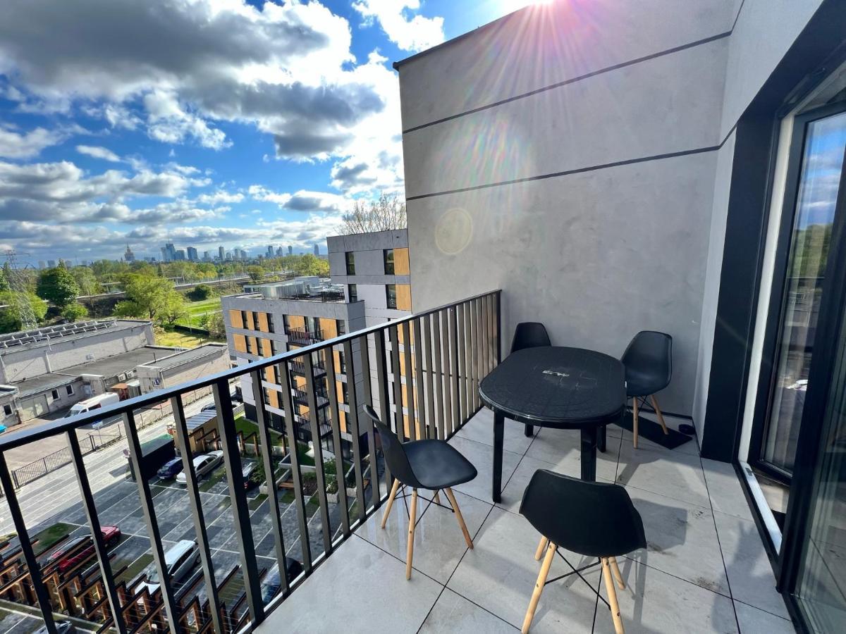 Downtown View 3 60m2+ Free Garage 2km Old Town Metro 9min Tram Apartamento Varsóvia