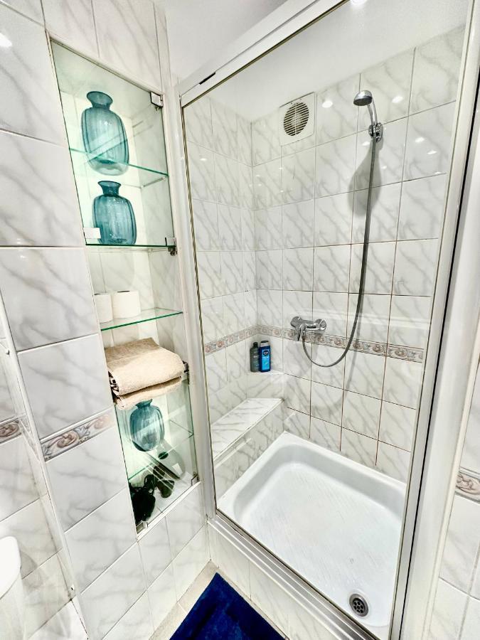 Apartamento Super White 2x Metro Scisle Centrum Wifi 300 Mbs New Varsóvia