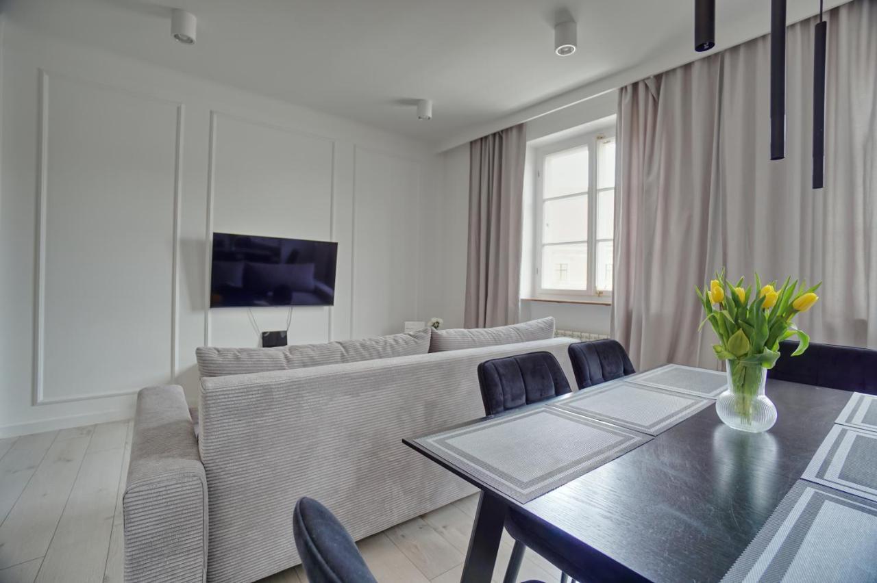 Premium Old Town Apartment
