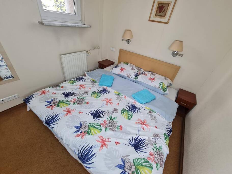 10q - Z6 205 Apartamento Varsóvia