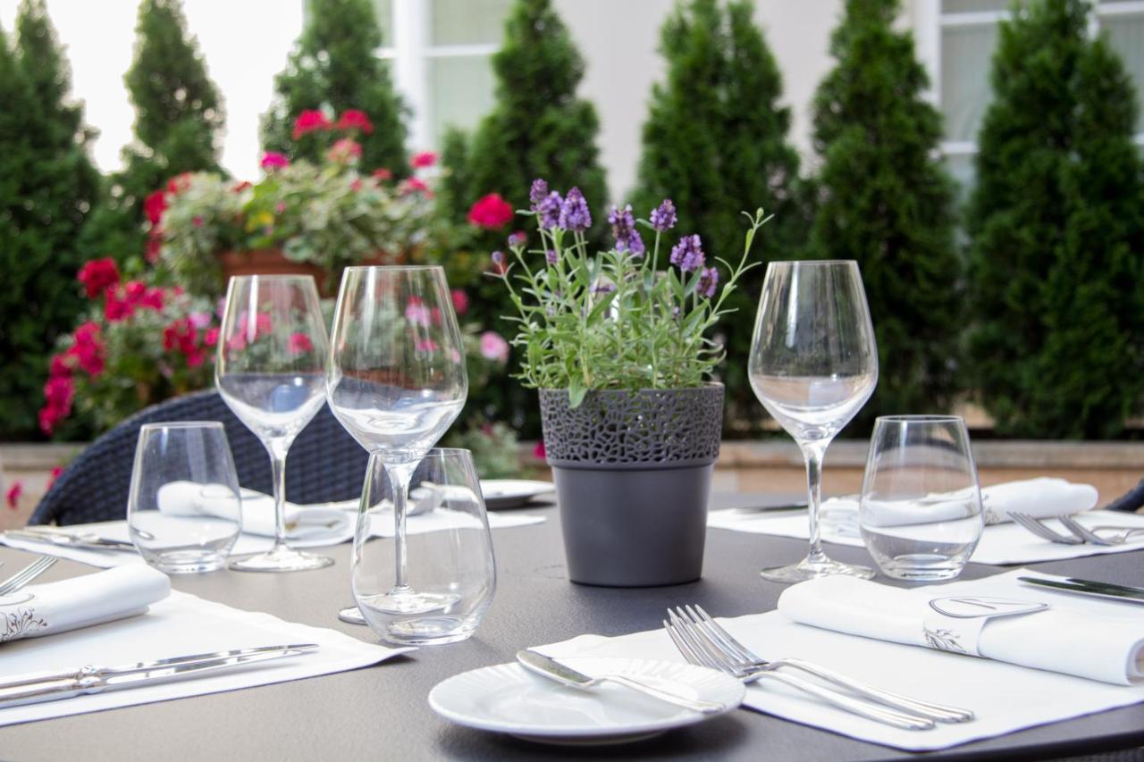 Mamaison Le Regina Boutique 5*