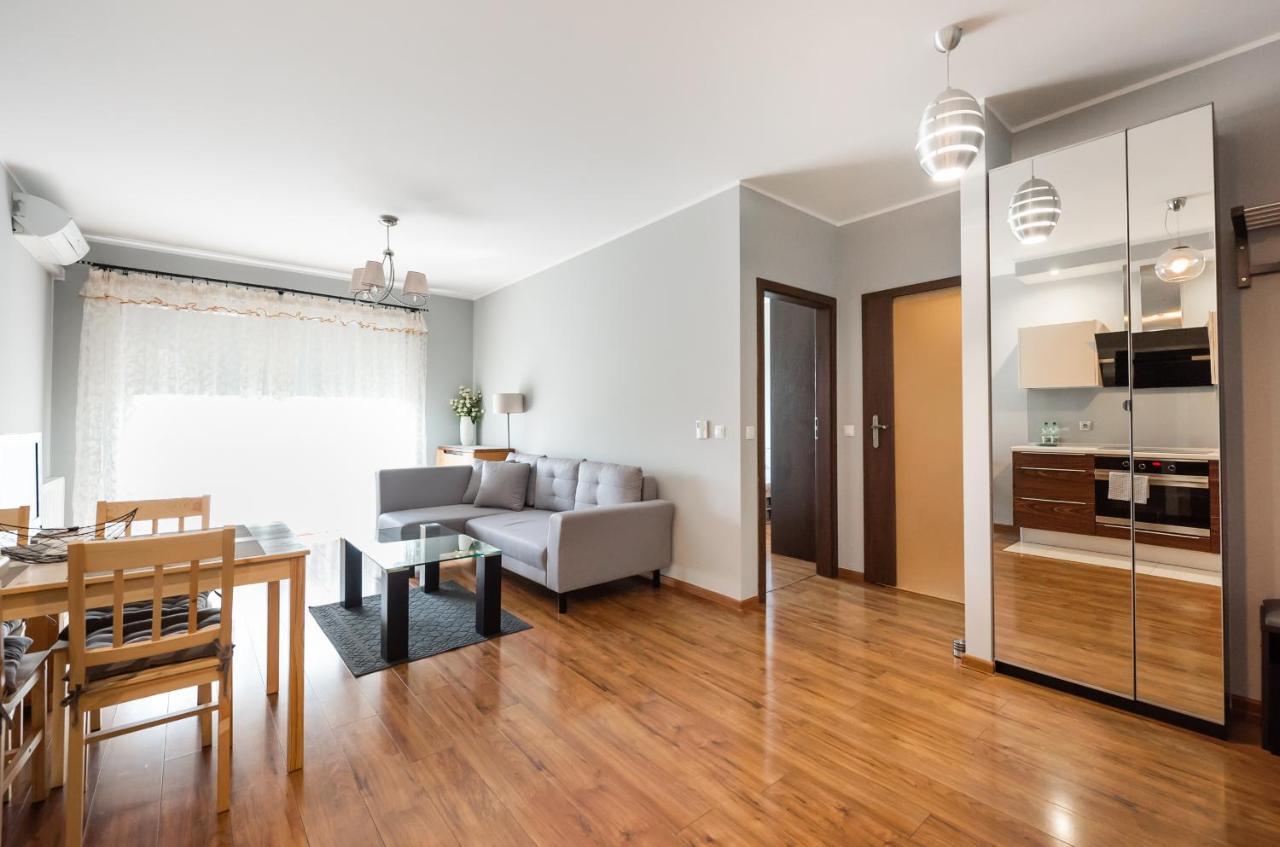 Apartment Wola Sokolowska Standard Warsaw