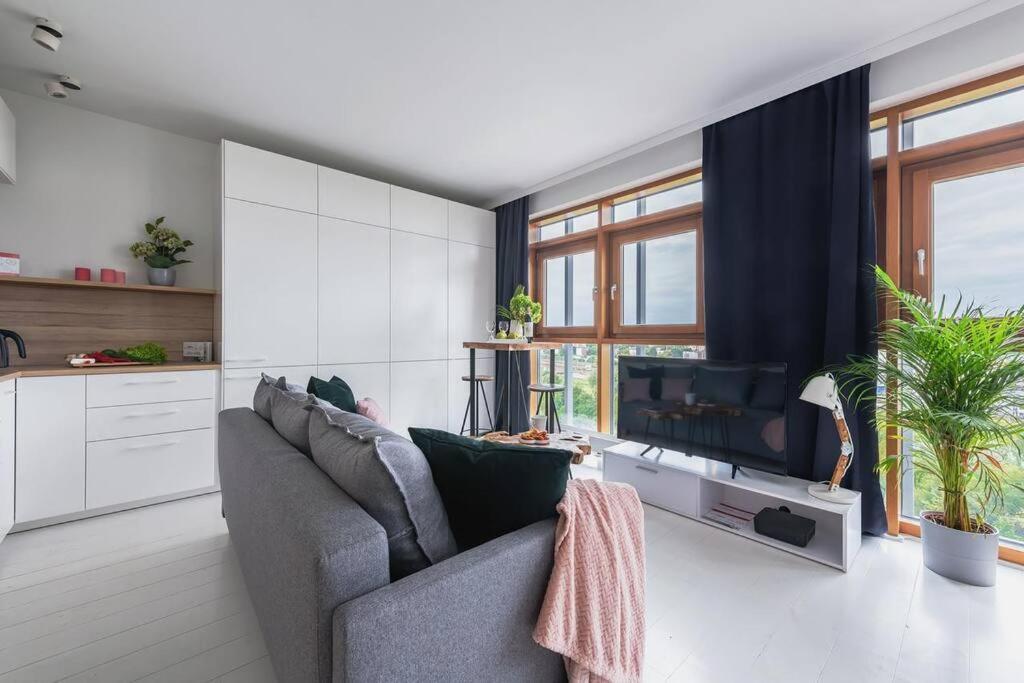 Golden - With A View - 10th Floor - Slominskiego Apartament Warszawa