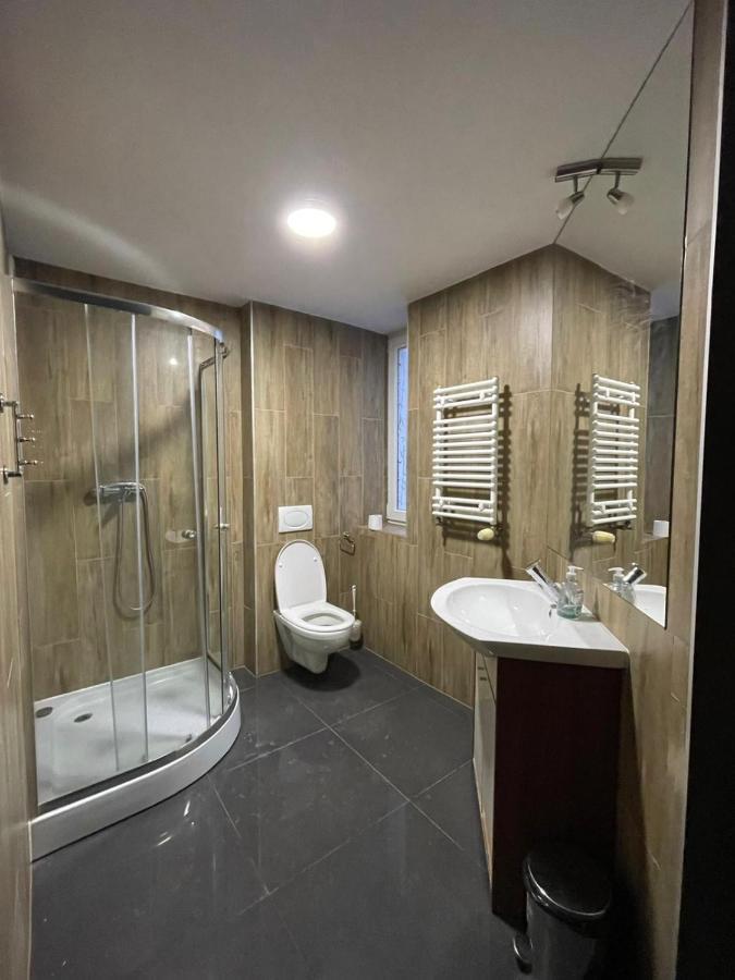Homestay Kaskada Lomianska 33 Warsaw