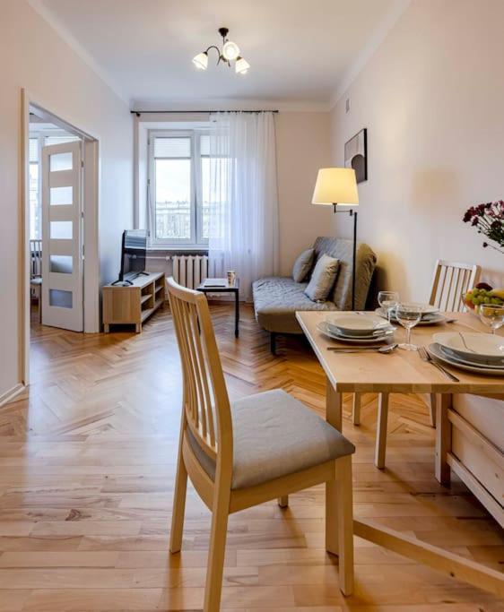 Apartment Plac Konstytucji 4, Centrum Warsaw