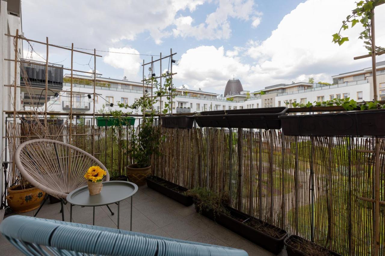 Spacious & Homely With Parking In Wilanow By Renters Apartamento Varsóvia