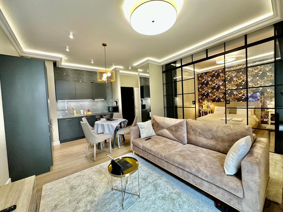 Nemo Fast Wifi 75'tv Netflix Hbo Disney+ Apartament Warszawa