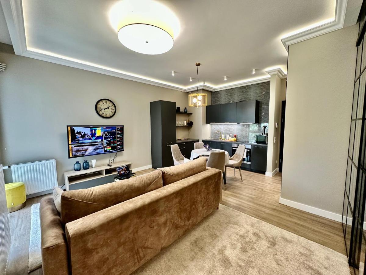 Nemo Fast Wifi 75'tv Netflix Hbo Disney+ Apartament