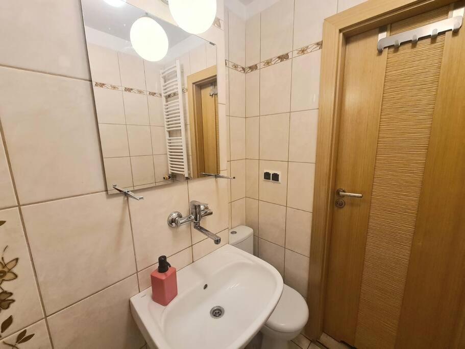 Hospedagem domiciliar Mirrorroom Pl Citycenter