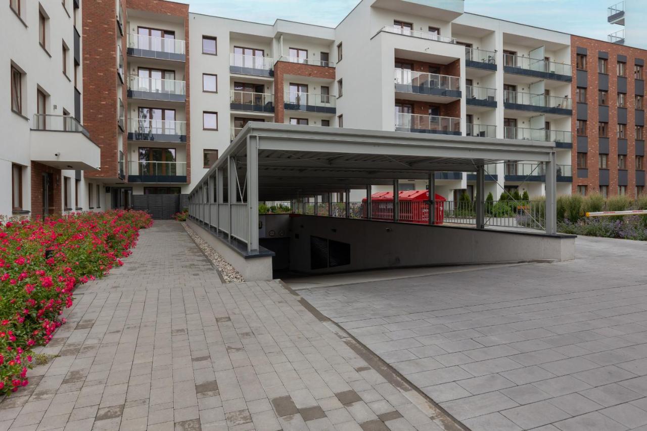 Stunning Family Ursynow With Parking & Balcony By Renters